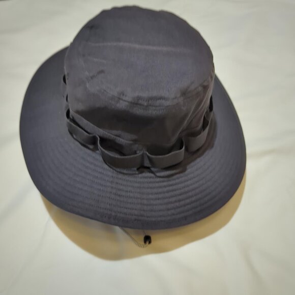 The North Face Boonie Sun Hat Unisex Small-Medium Never Worn Neck Strap Black - Picture 3 of 5